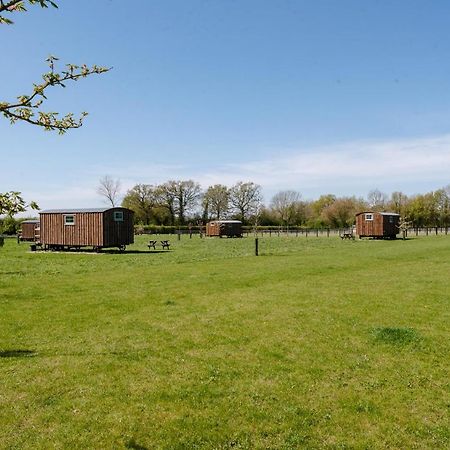Honeysuckle Farm Holidays By Stay In Suffolk, Monk Soham Вудбридж Экстерьер фото