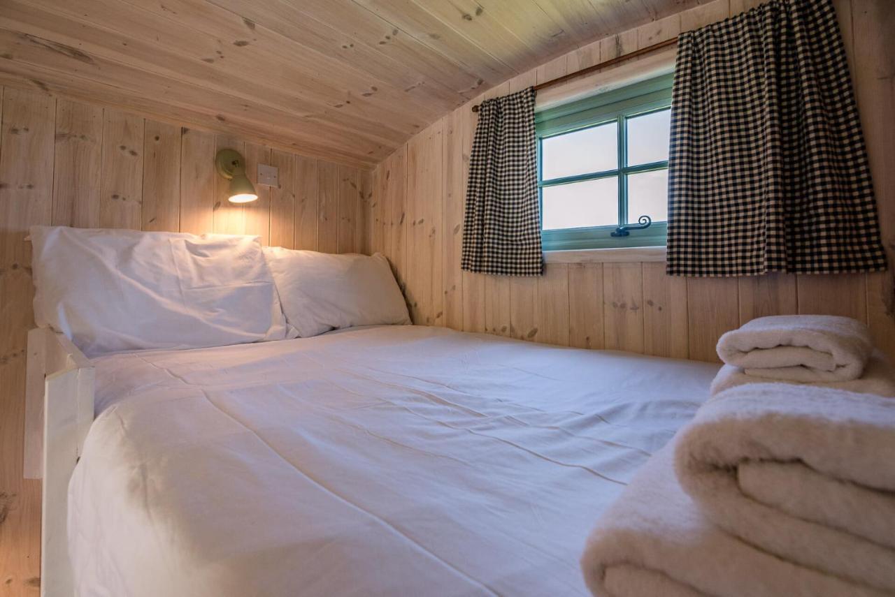 Honeysuckle Farm Holidays By Stay In Suffolk, Monk Soham Вудбридж Экстерьер фото